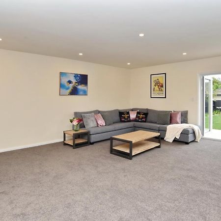 Weston Villa - Christchurch Holiday Homes 외부 사진