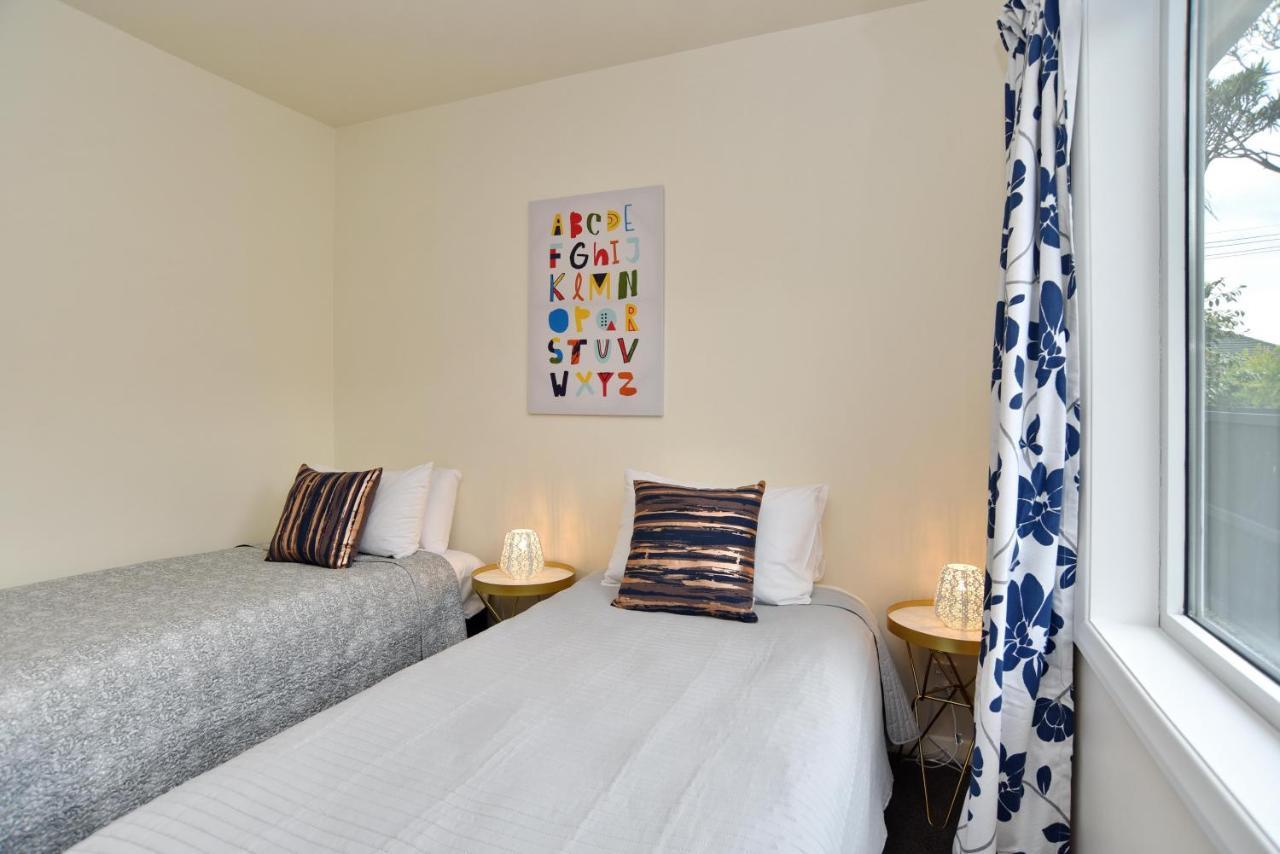 Weston Villa - Spacious & Family Friendly - Bookahome 크라이스트처치 외부 사진