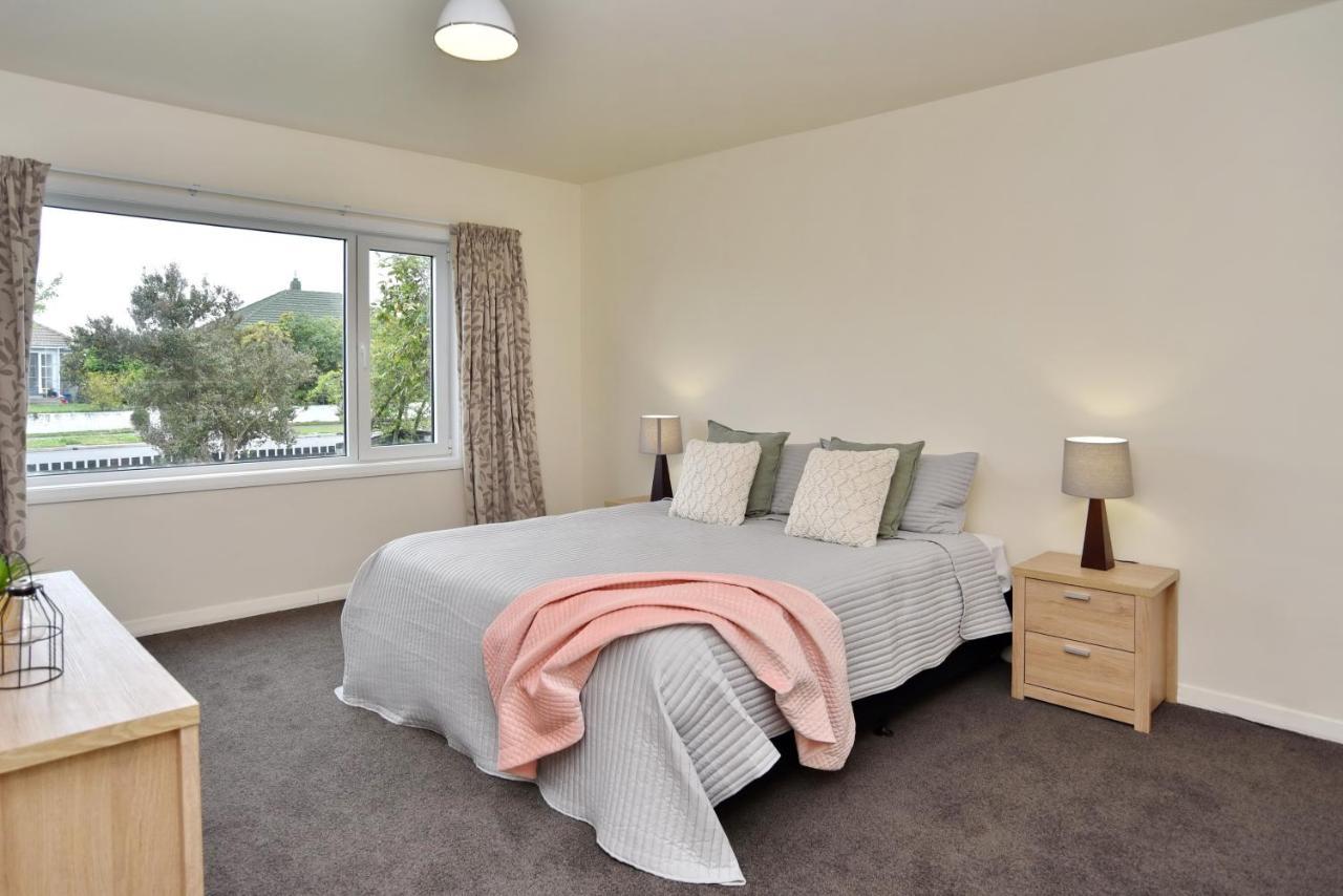 Weston Villa - Spacious & Family Friendly - Bookahome 크라이스트처치 외부 사진