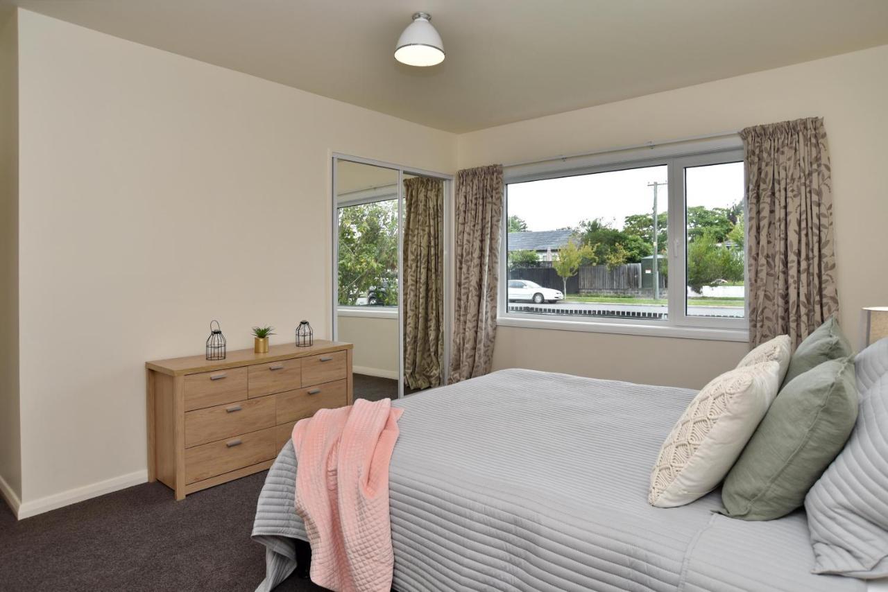 Weston Villa - Spacious & Family Friendly - Bookahome 크라이스트처치 외부 사진